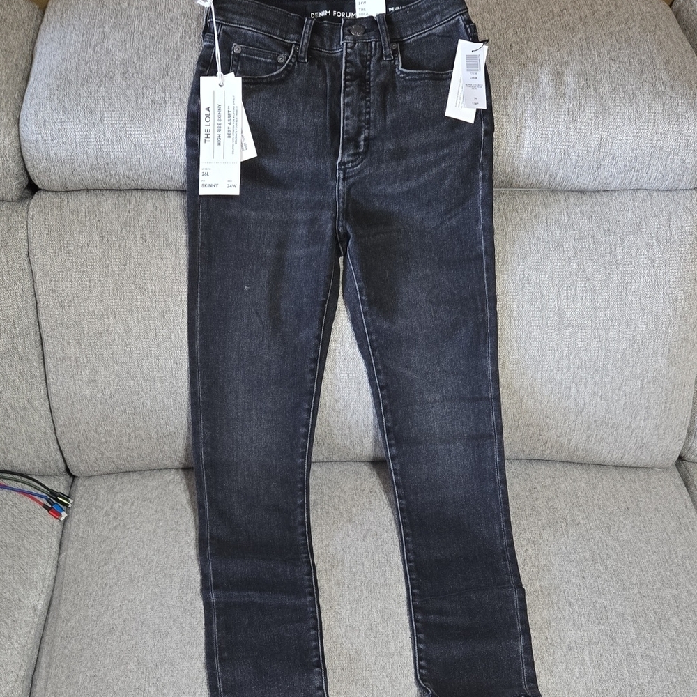 Lola Black Skinny Jeans Modern Fit